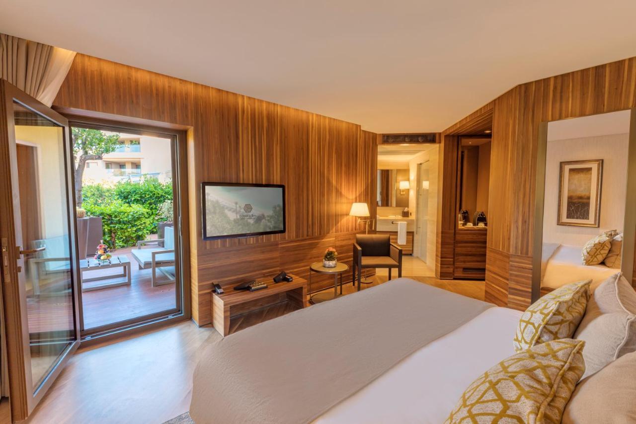 Classic Room with Land View