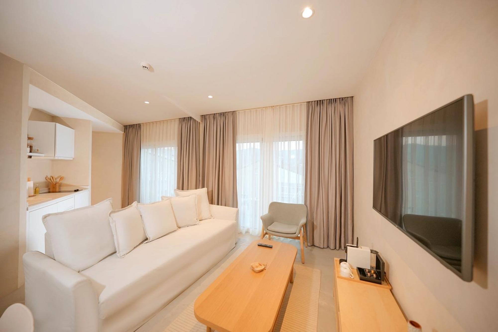 Superior Apartment