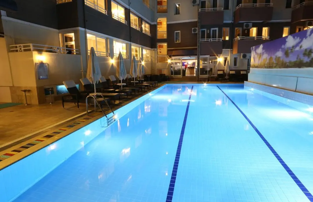 Comfortable Family Room With Balcony With Access To Private Beach In Marmaris-1
