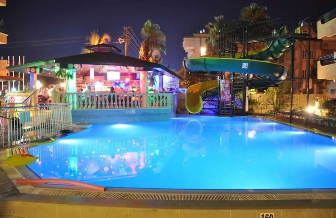 Maxwell Holiday Club (Adults Only)-1