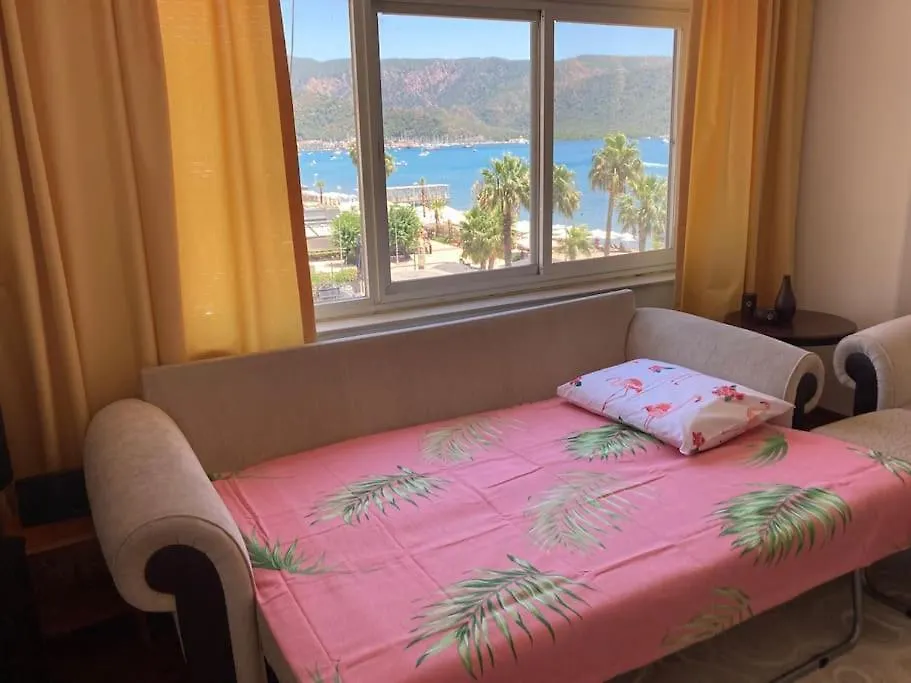 Sea View Flat By The Beach-1