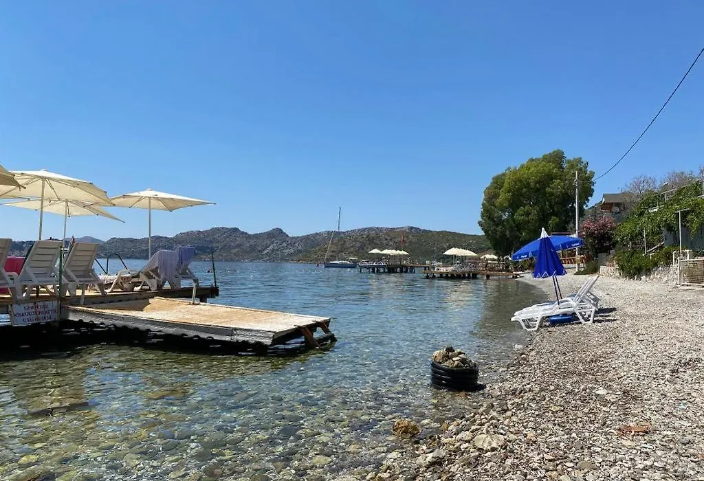 Sleeps 8, Villa Close To Sea With A Private Pool - Awz 261-1