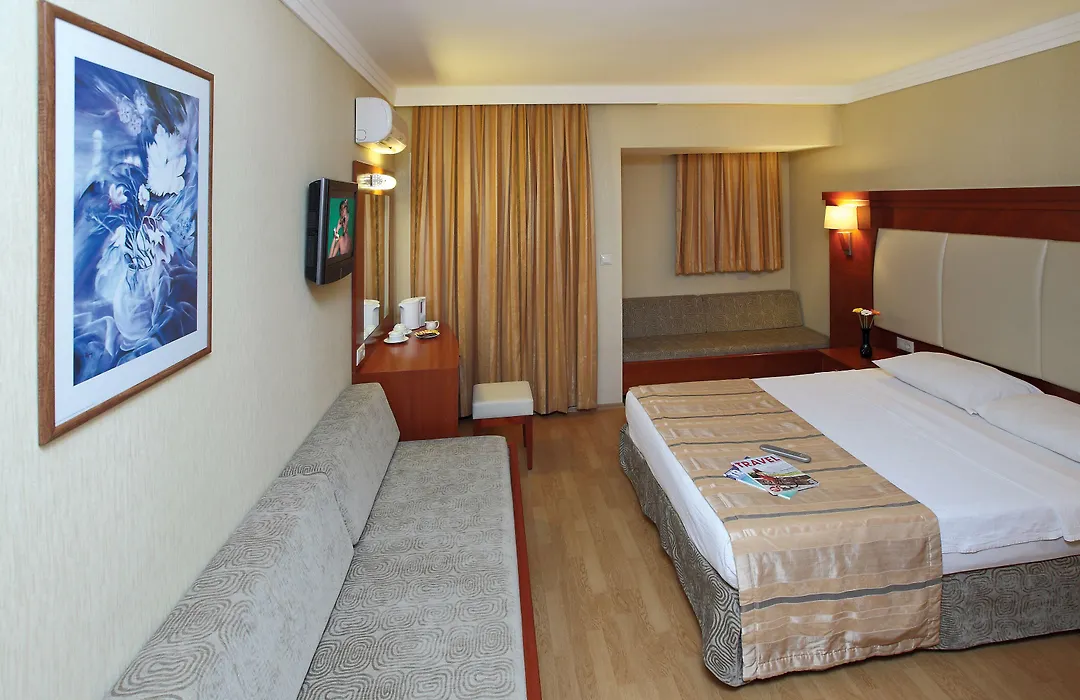 Julian Club Hotel-1