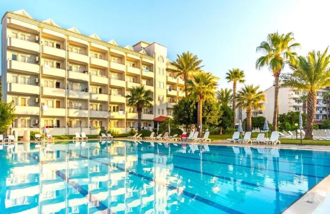 Club Pineta Hotel-1