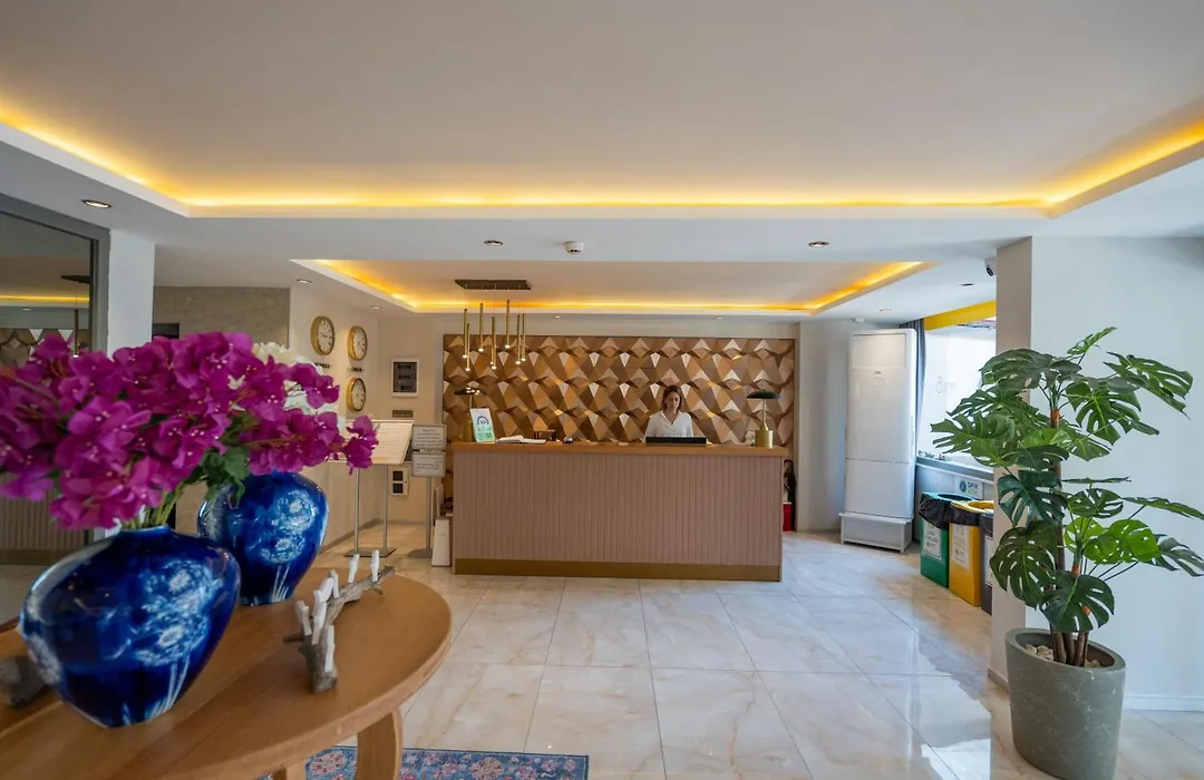 Fifty5 Suite Hotel-1