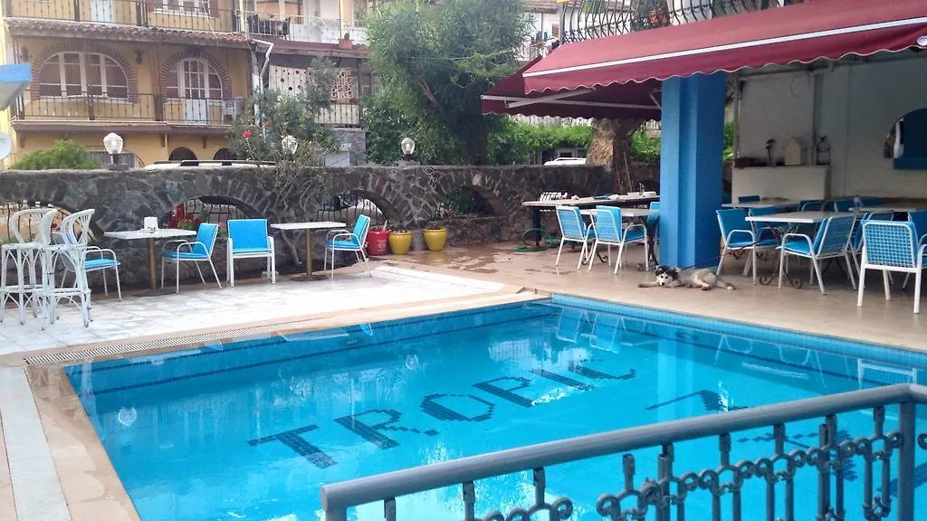 Tropic Marina Apart-1