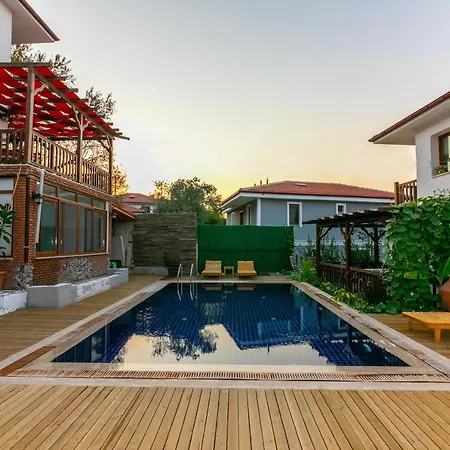 Villa Jasmin Daily Weekly Rentals-2