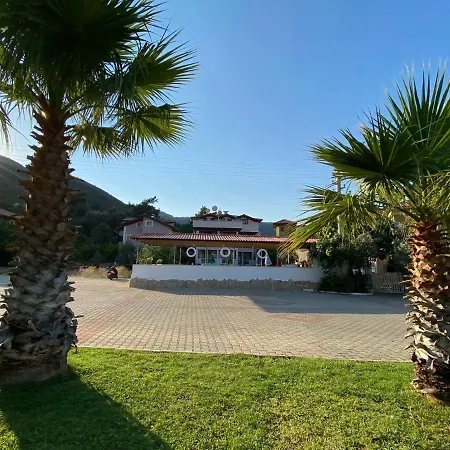Avlu 2 Apart Otel-3