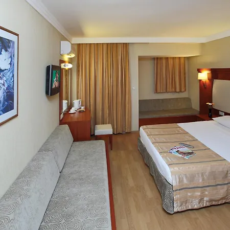 Julian Club Hotel-3