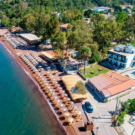 Kensington Kerdime Beach-2