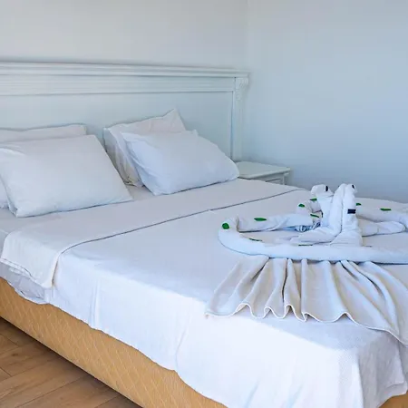 Honeymoon Beach Otel-2