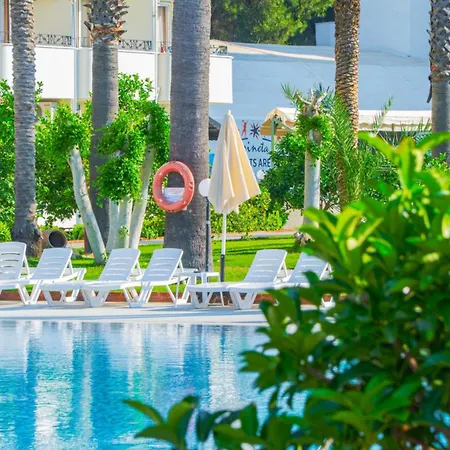 Club Pineta Hotel-3