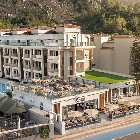 The Ivy Suites-2