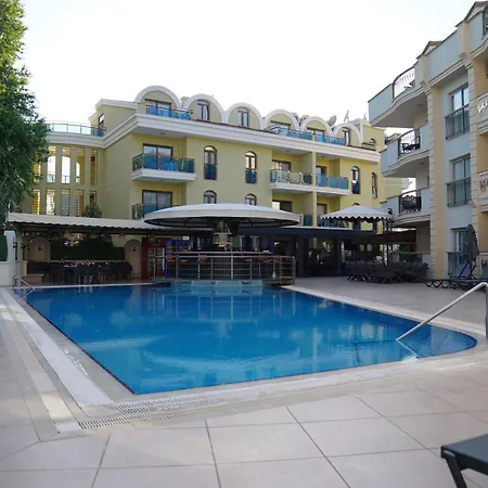 Club Karakas Apart Otel-3