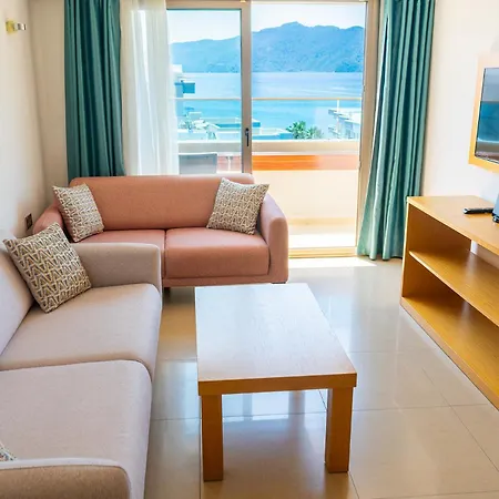Aurasia Design Hotel-2