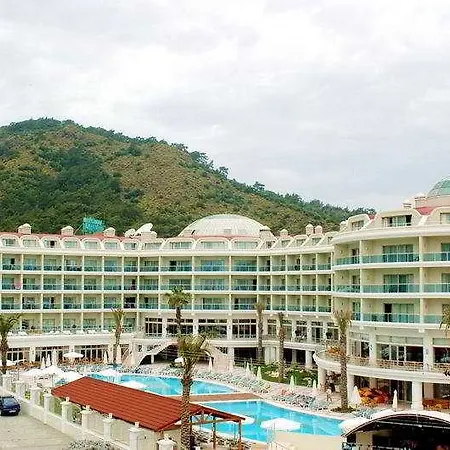 Deluxe Hotel Pinetapark-3