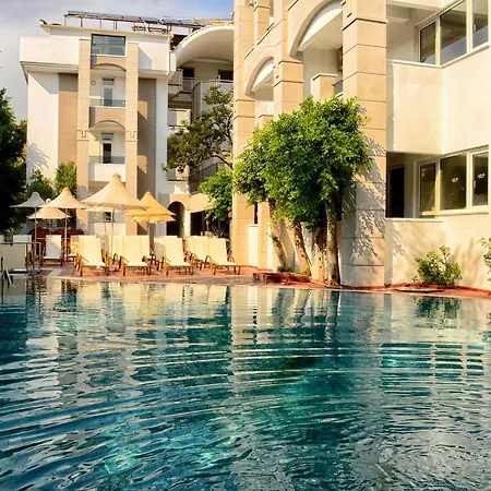 Two Seas Hotel-3