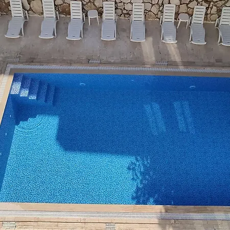 Blue Paradise-2